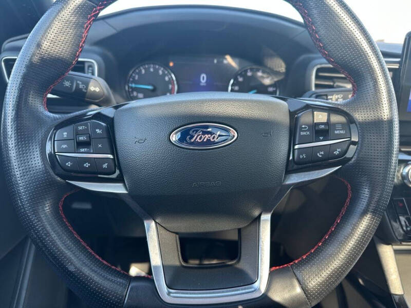 2022 Ford Explorer ST-Line