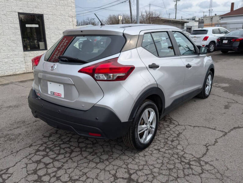 2020 Nissan Kicks S