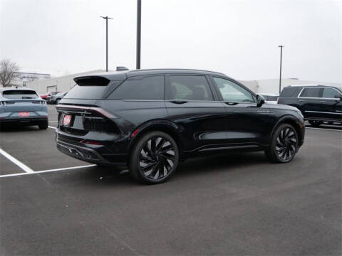 2024 Lincoln Nautilus Reserve