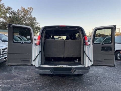 2017 Chevrolet Express LT 3500