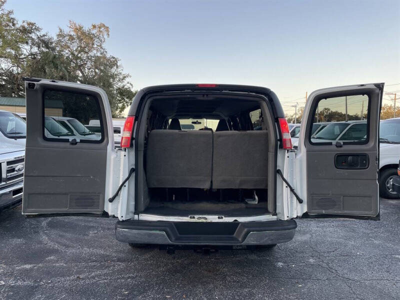 2017 Chevrolet Express LT 3500
