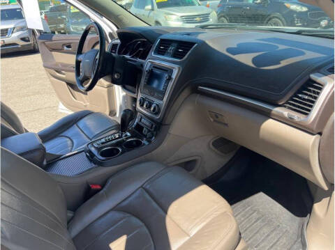2016 GMC Acadia Denali