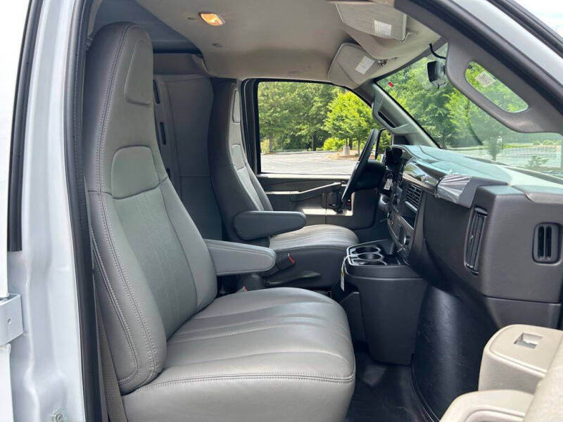 2026 Chevrolet Express 2500