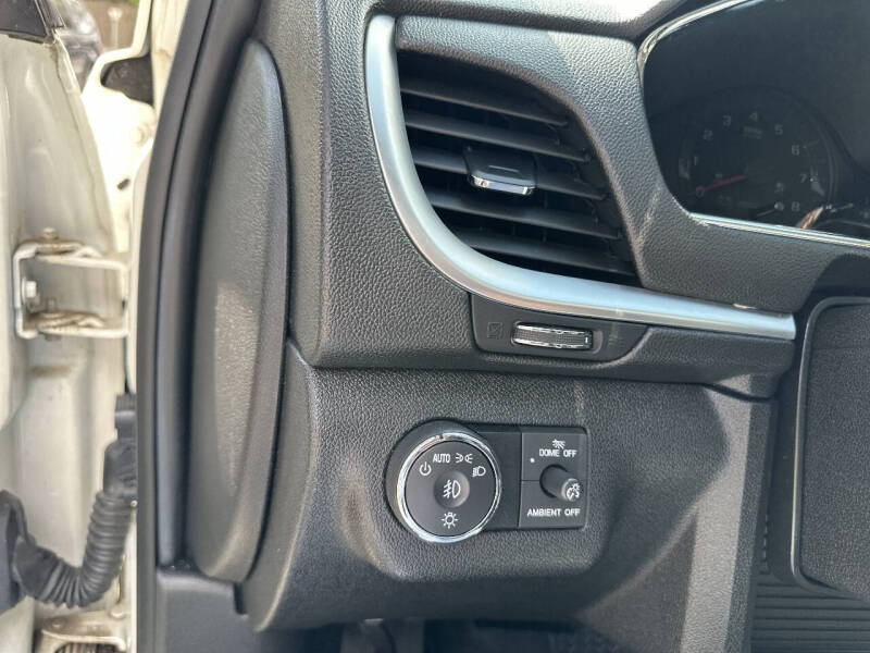 2015 Chevrolet Traverse LTZ