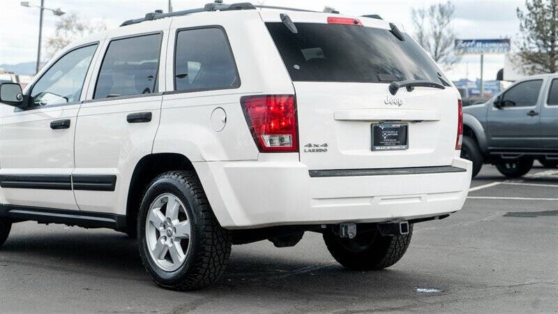 2006 Jeep Grand Cherokee Laredo