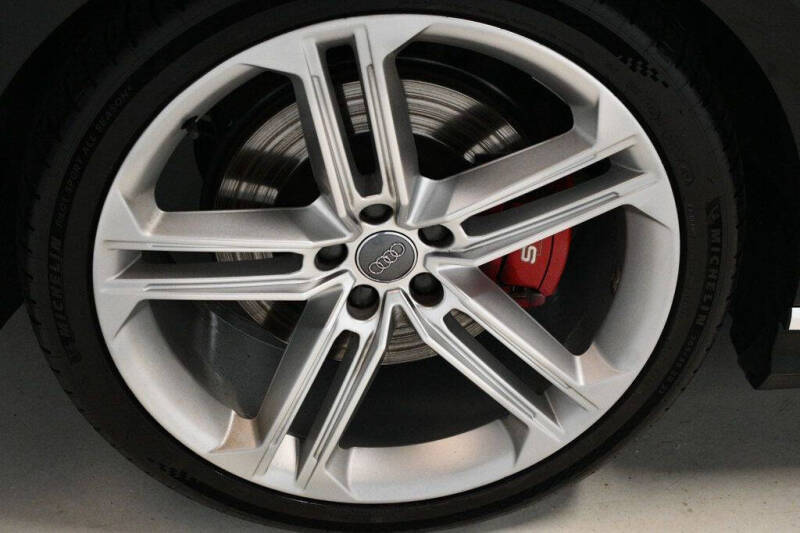 2020 Audi S8 4.0T quattro