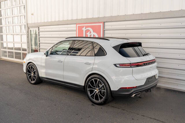 2024 Porsche Cayenne
