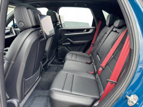 2024 Porsche Cayenne E-Hybrid