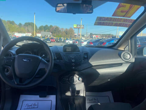 2015 Ford Fiesta S