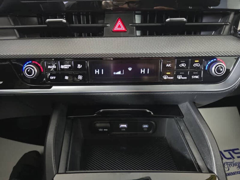 2023 Kia Sportage Hybrid LX