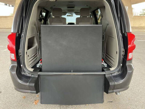 2017 Dodge Grand Caravan SE