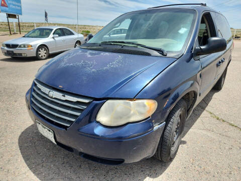 2006 Chrysler Town and Country for sale at PYRAMID MOTORS - Pueblo Lot in Pueblo CO