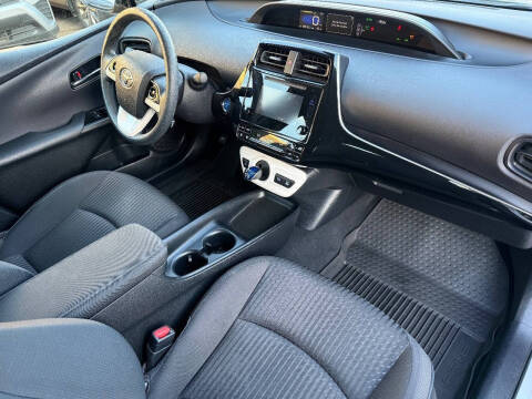 2017 Toyota Prius Two