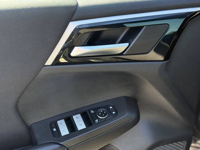 2022 Mitsubishi Outlander ES