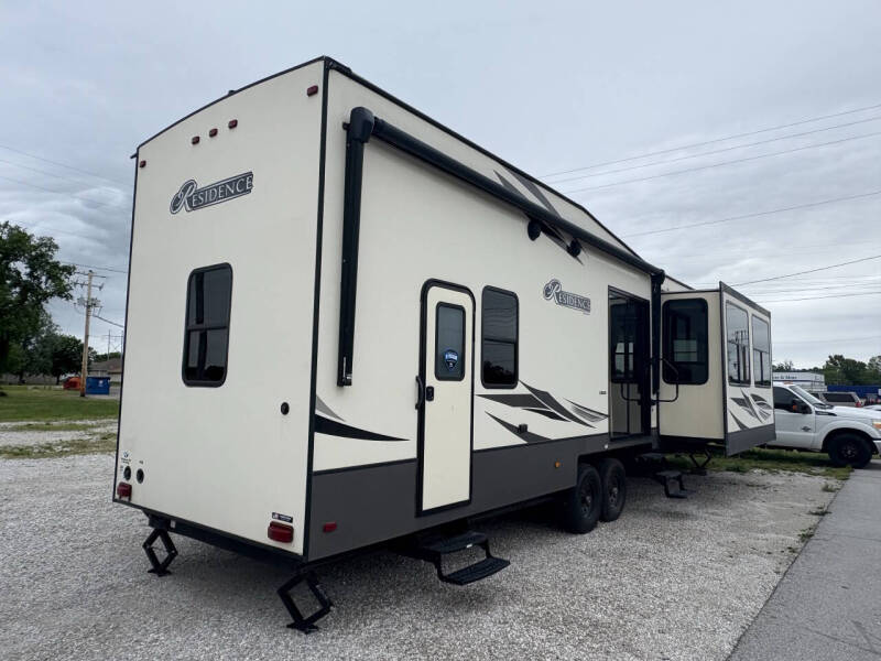 2020 Keystone RV Residence