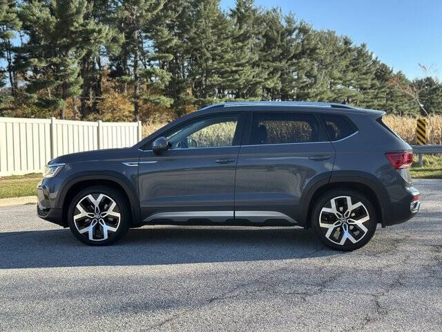 2022 Volkswagen Taos SEL 4Motion