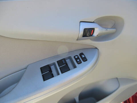 2012 Toyota Corolla LE