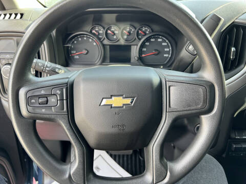 2024 Chevrolet Silverado 1500 Custom