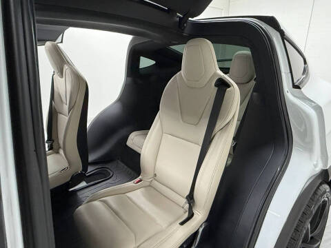 2020 Tesla Model X Long Range Plus