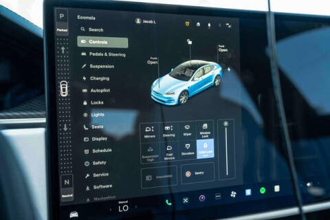 2022 Tesla Model S Plaid