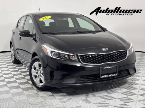 2017 Kia Forte5 for sale at Auto House of Bloomington in Bloomington IL