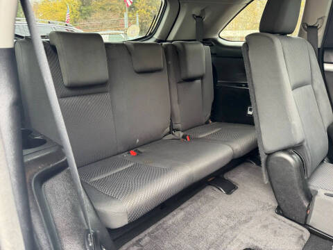 2017 Toyota Highlander LE