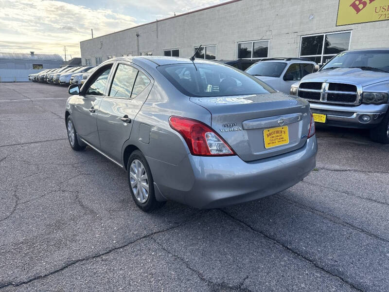 2014 Nissan Versa 1.6 S