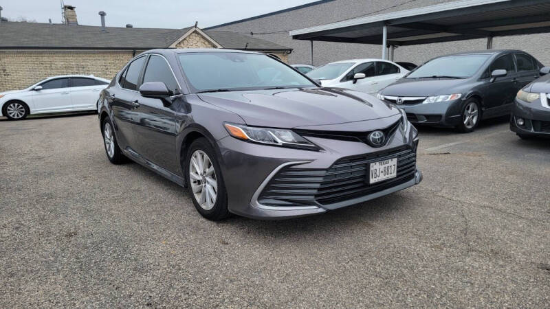 2022 Toyota Camry LE