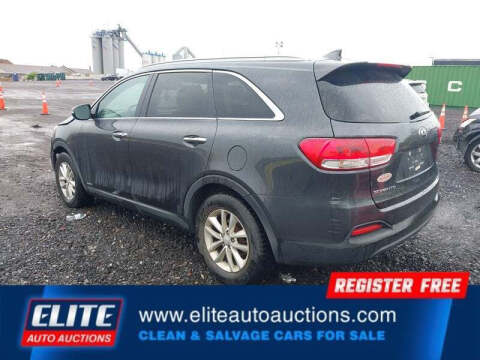 2017 Kia Sorento LX