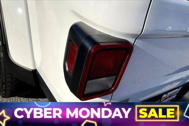 2024 Jeep Gladiator NightHawk