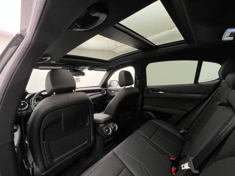 2022 Alfa Romeo Stelvio Sprint