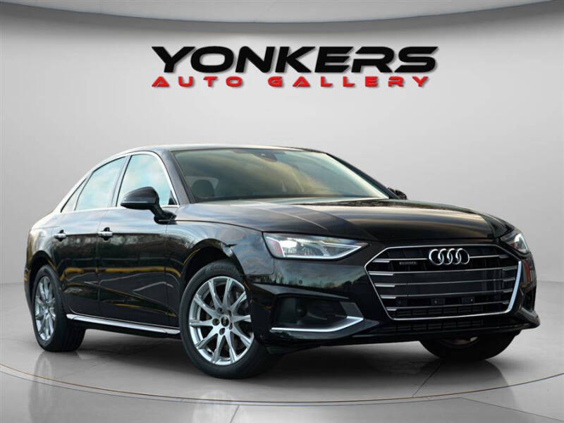 2022 Audi A4 quattro Premium 40 TFSI