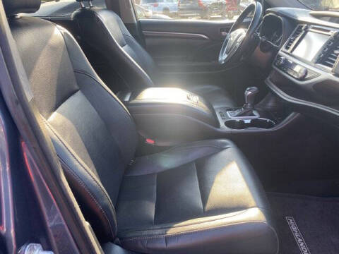 2016 Toyota Highlander