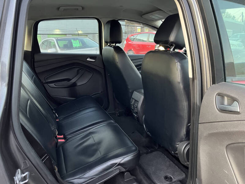 2017 Ford C-MAX Energi SE