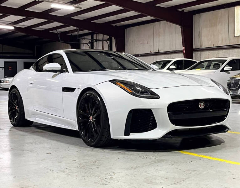 2016 Jaguar F-TYPE R