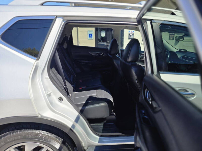 2015 Nissan Rogue SL