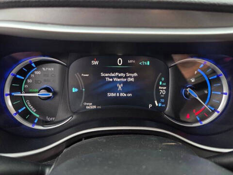 2024 Chrysler Pacifica Plug-In Hybrid Select
