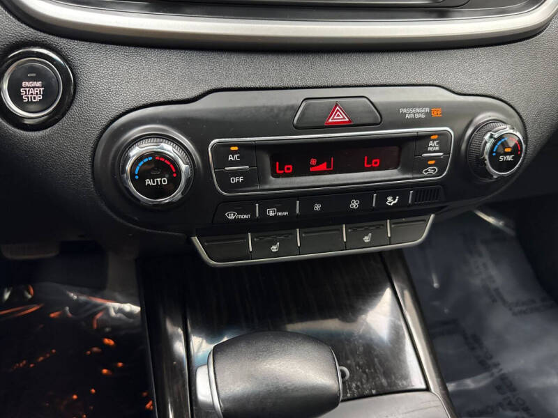 2020 Kia Sorento EX V6