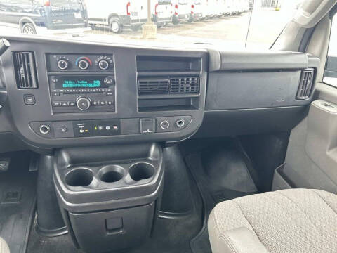 2017 Chevrolet Express LT 3500