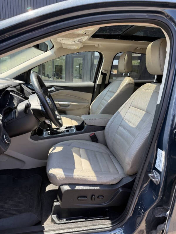 2019 Ford Escape Titanium