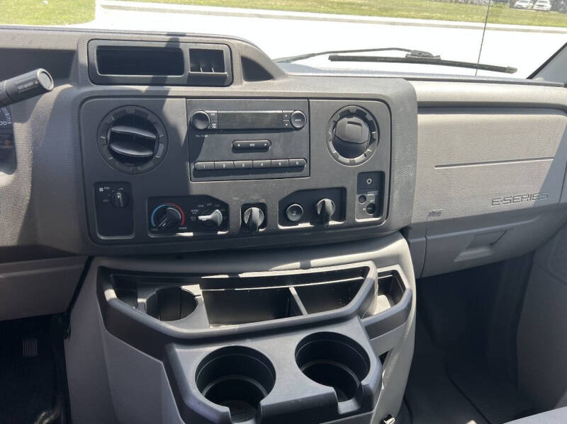 2014 Ford E-Series