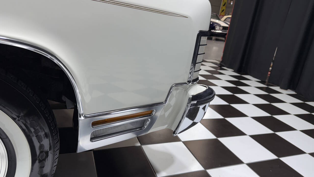 1979 Lincoln Continental 29