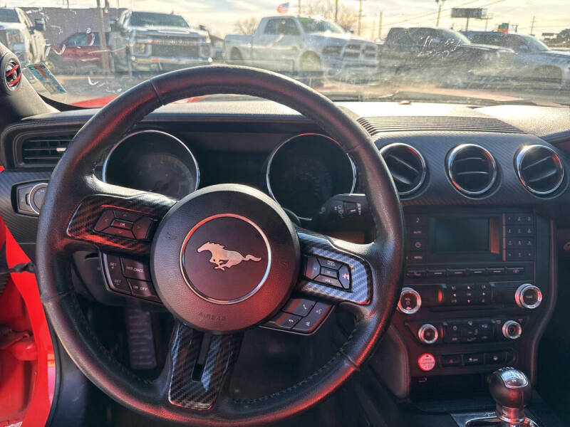 2016 Ford Mustang V6