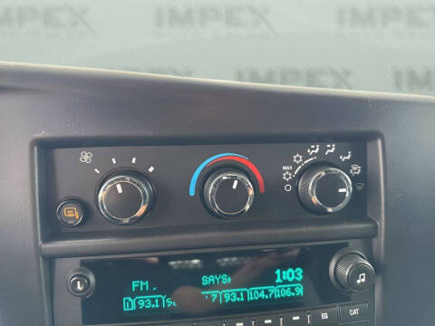 2024 Chevrolet Express 2500