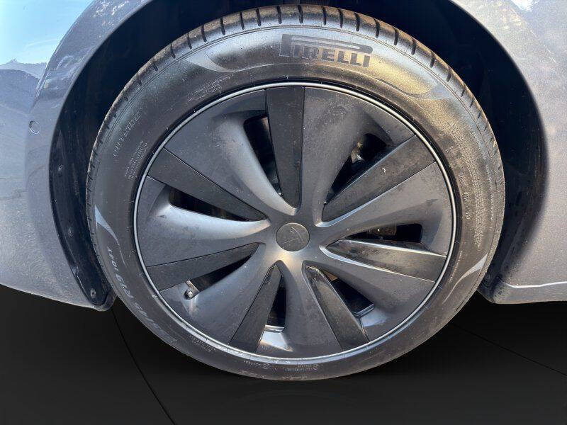 2022 Tesla Model S Plaid