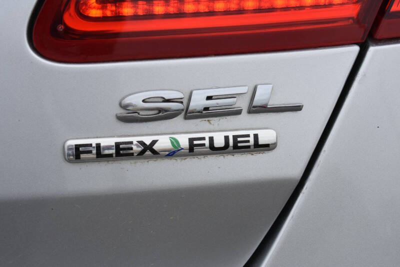 2015 Ford Taurus SEL