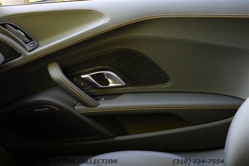 2022 Audi R8 5.2 V10 performance