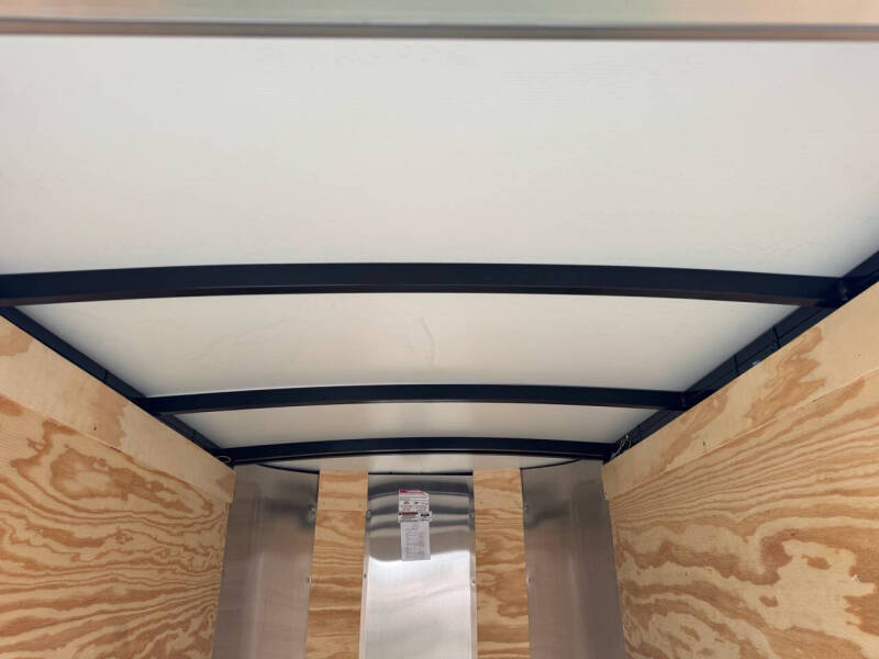 2025 Arising  4x6 Enclosed Trailer