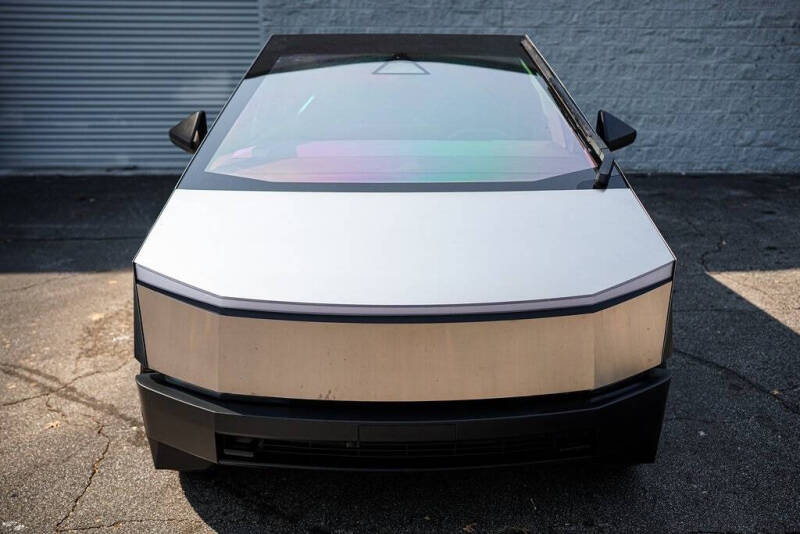 2025 Tesla Cybertruck