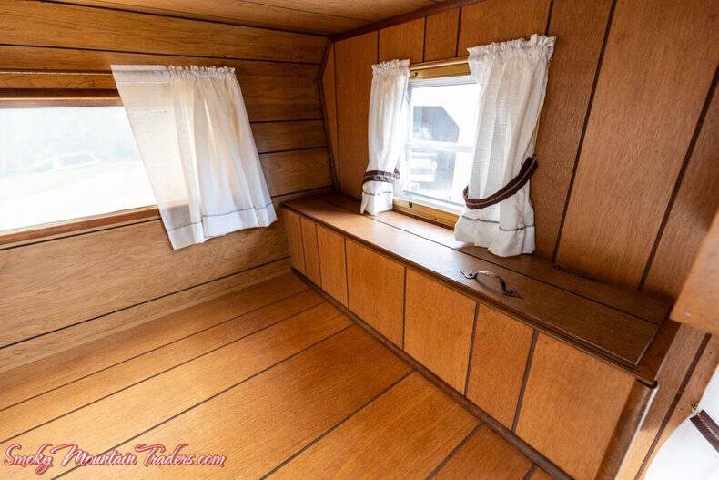 1951 International L-130